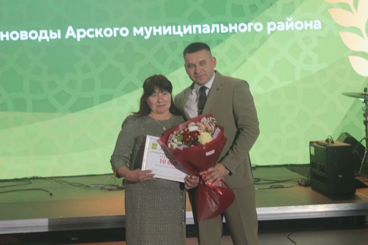 Арчада хезмәт алдынгыларын хөрмәтләделәр (фоторепортаж)