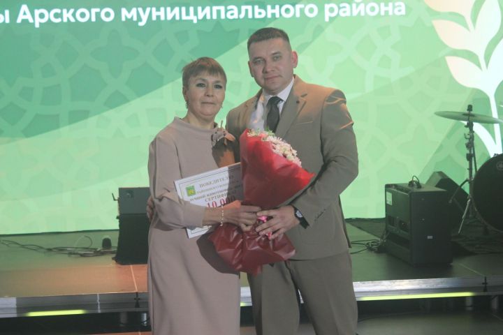 Арчада хезмәт алдынгыларын хөрмәтләделәр (фоторепортаж)
