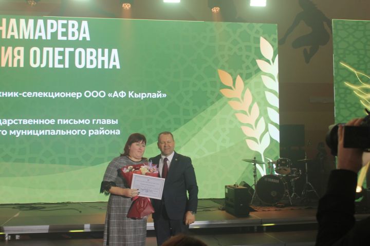 Арчада хезмәт алдынгыларын хөрмәтләделәр (фоторепортаж)