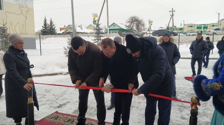 «Алгарыш» яшьләр үзәге бинасын төзүчеләр