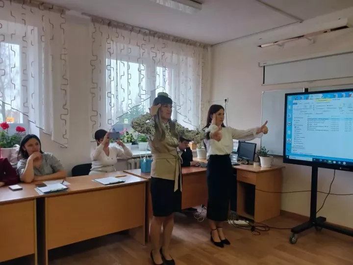Бәхет биргән туган җирем: Яңа Кенәрдә фәни-гамәли конференция узды