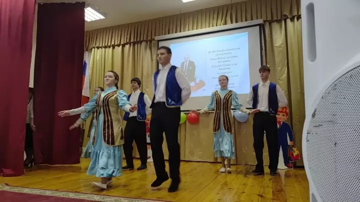Бәхет биргән туган җирем: Яңа Кенәрдә фәни-гамәли конференция узды