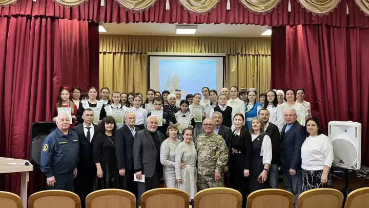 Бәхет биргән туган җирем: Яңа Кенәрдә фәни-гамәли конференция узды