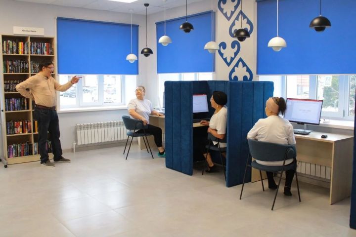 Арчаның үзәк китапханәсендә «Өченче яшь» университетында компьютер дәресе узды