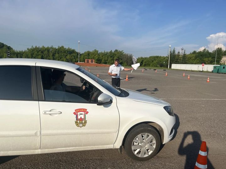 Иң оста машина йөртүче билгеле булды