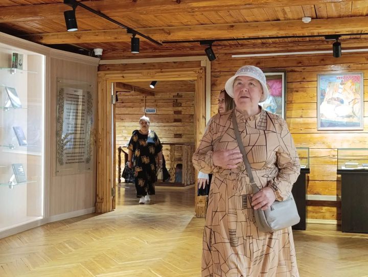 Безнең әби белән бабай Тукайны соңгы юлга озаткан