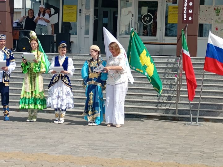 Күңелегездә матур тәэсирләр калдырсын