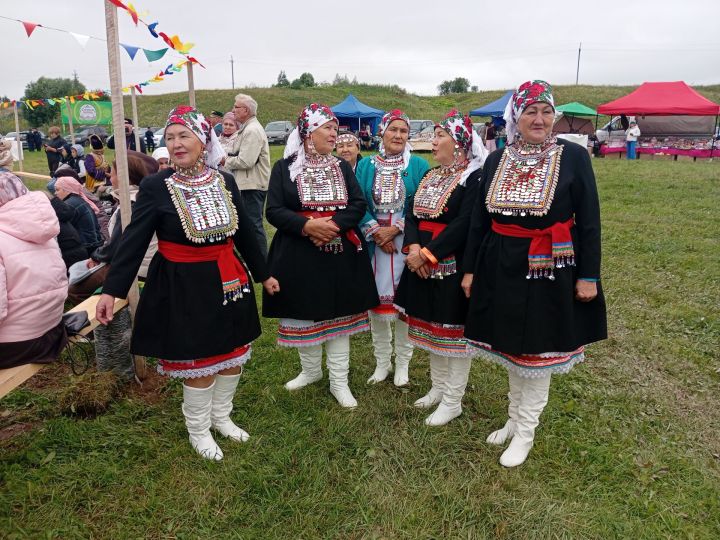Бөтен Ташкичүне шаулатып быел янәдән «Сөлгеле капка» ачык фольклор фестивале узды