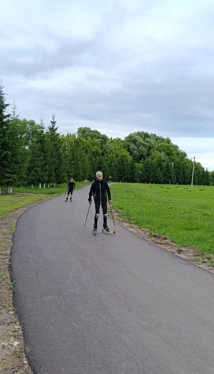 Чаңгычылар җәен дә тик тормый