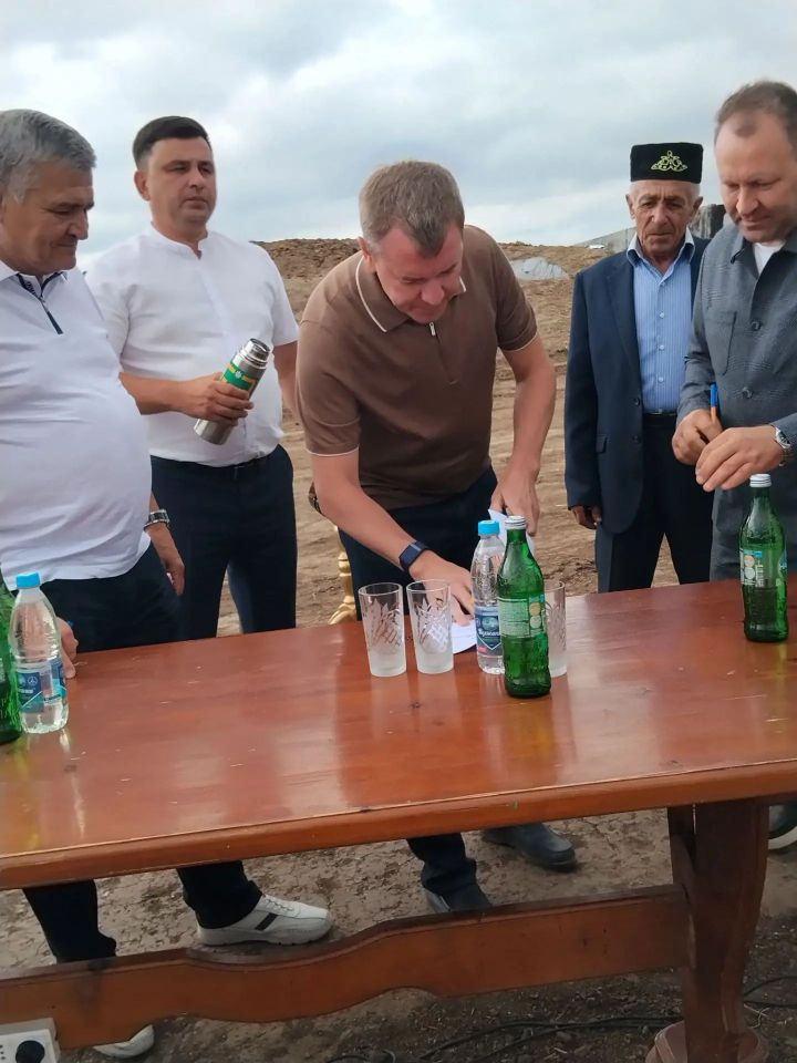 Сөтчелек комплексларының нигез ташларын салдылар