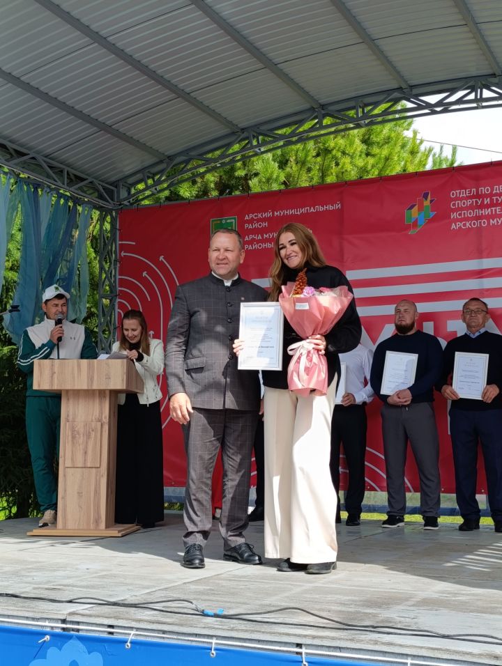 Арча стадионында Физкультурачылар көнен үткәрделәр