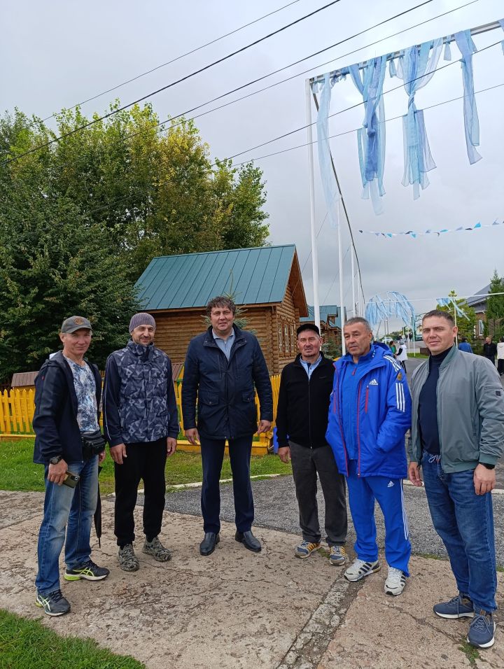 Арча стадионында Физкультурачылар көнен үткәрделәр